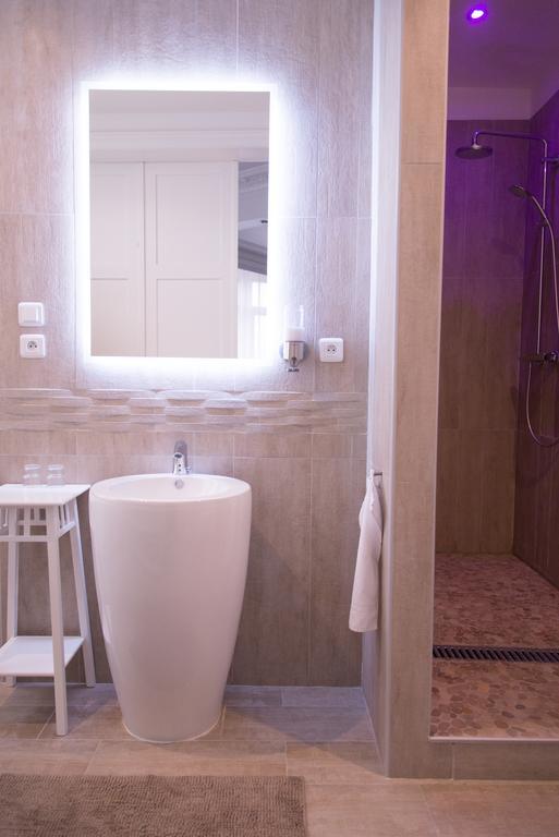 Chic Appart - Sauna privatif Tourcoing Habitación foto
